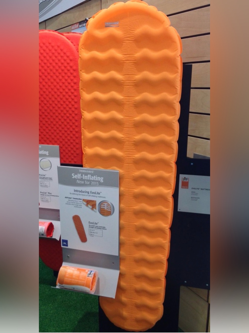 Therm-A-Rest EvoLite sleeping pad light self inflating NEW 2 by 20 by 72 regular